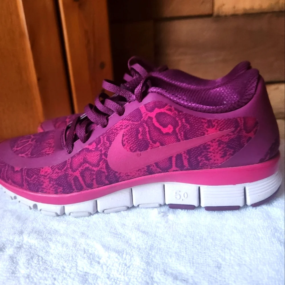 Nike Women's Free 5.0 V4 Running Athletic Shoes- Size 9.5-Mulberry - Picture 11 of 11